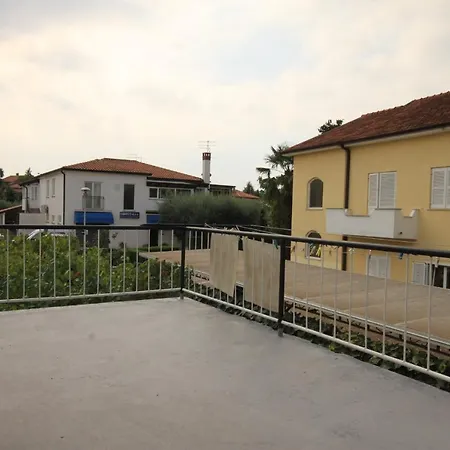 With A Parking Space - 6978 * Umag