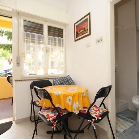 With Parking Space - 6978 Апартаменты